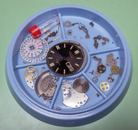 Seiko 6309A dissassembled