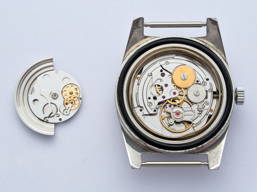 ETA 2472 auto framework