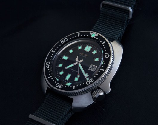 Seiko 6105 lume shot