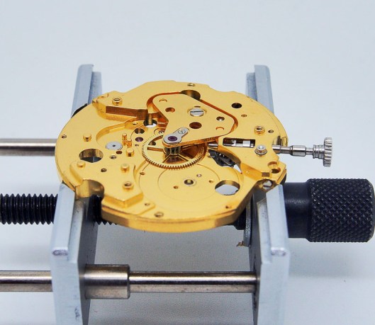 Centre wheel and centre wheel bridge