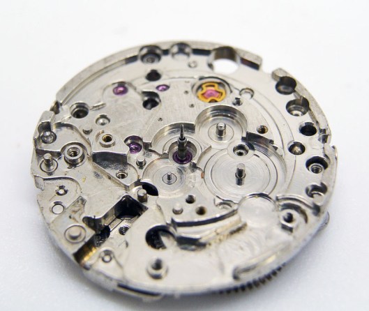 Seiko 2205 calendar side