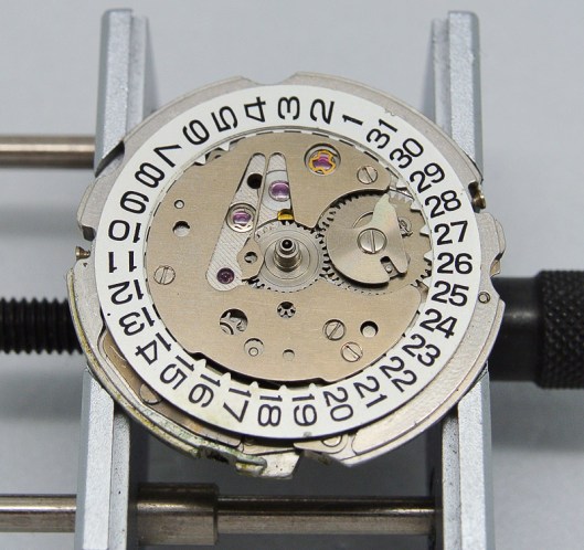6146A date dial guard