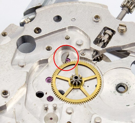 Case ring screw head