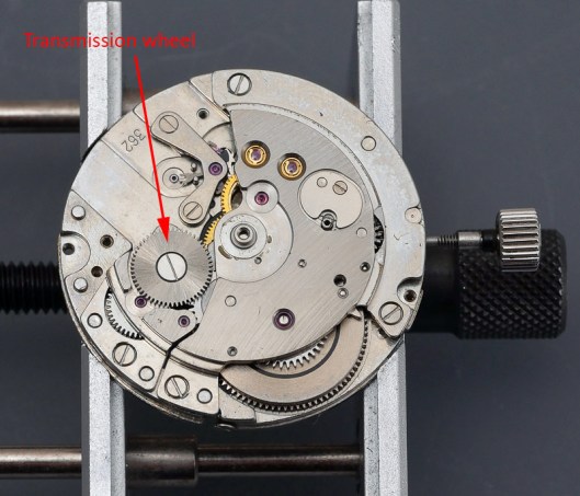 seiko-5106-train-side