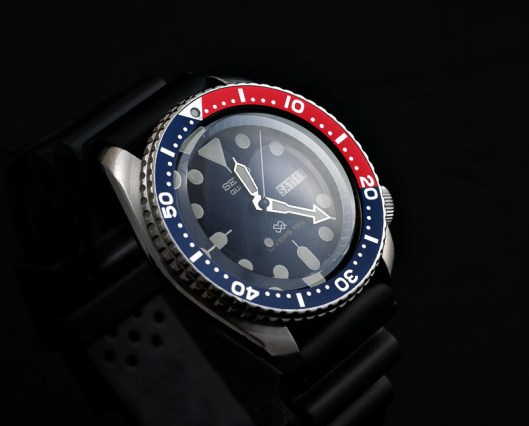 seiko-7548-700b-from-1981