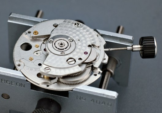 Autowinder fitted to watch movement