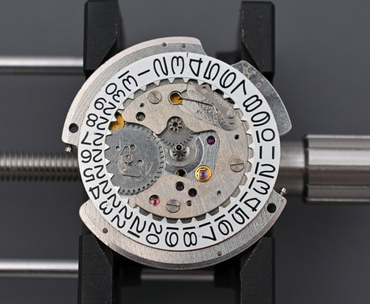 Calendar plate on a Seiko 6602