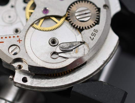 Close-up of the click and spring