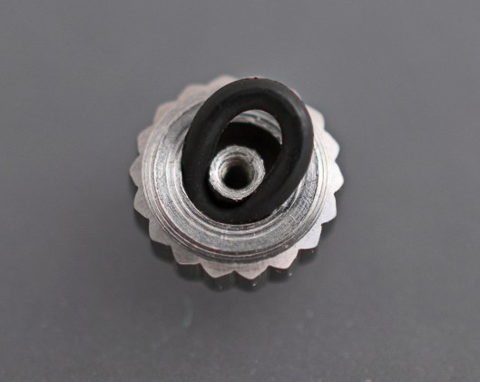 Fitting a gasket to the crown